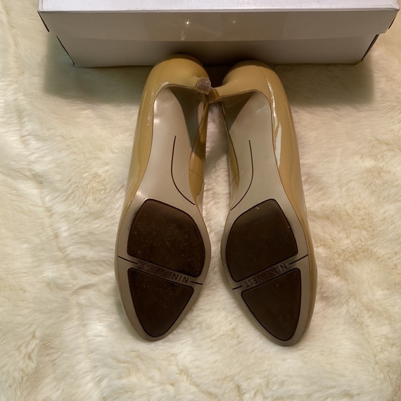 Nine West Patent Leather Nude Taupe Heels - Picture 4 of 8